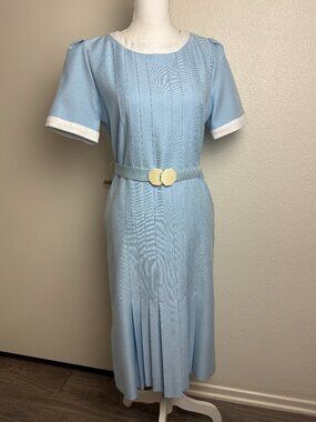 Elegant Dress VTG 50 - 60s Light Blue & White Pleated Short Sleeve Belt Sz 8